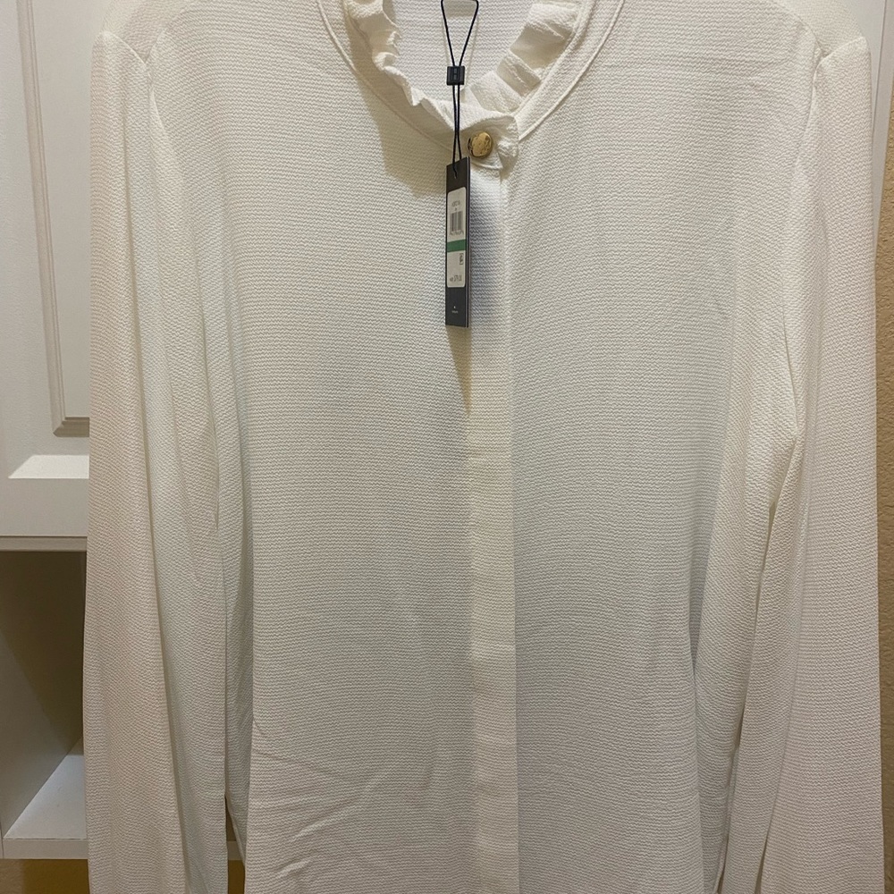 Pretty off white blouse by Tommy Hilfiger size L $35